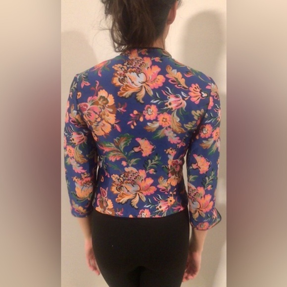 ZARA Floral Brocade Oriental Crop Mandarin Collar Frog Closures Jacket Size XS - Picture 4 of 6